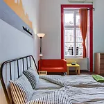 Pal's Mini Hostel